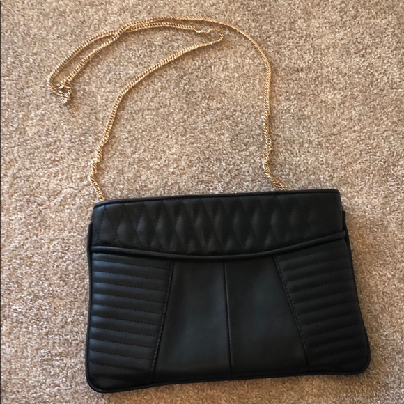 Handbags - Adorable black purse with gold chain strap